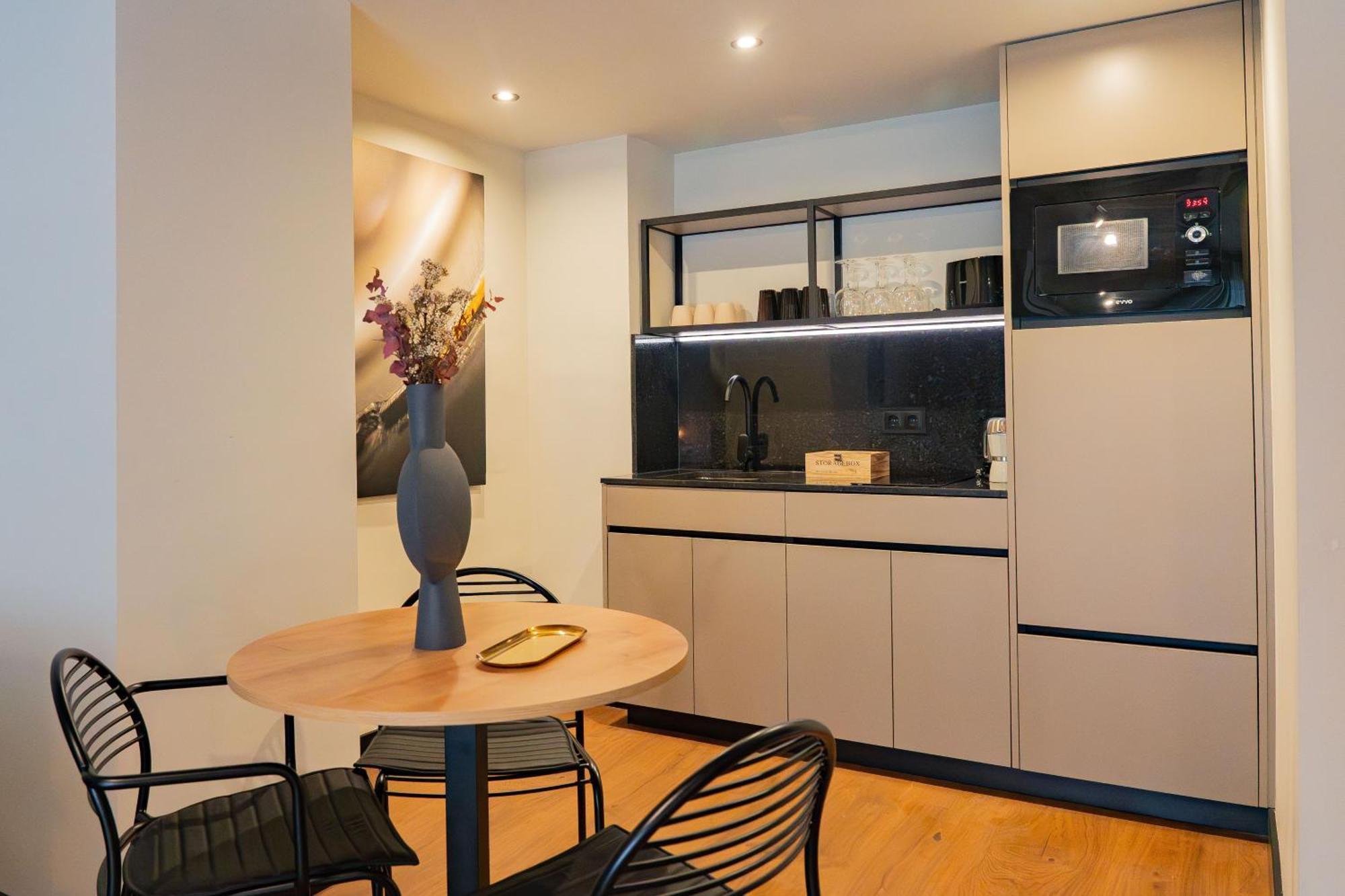 Bubu - Apartamentos En El Centro Málaga Exteriör bild