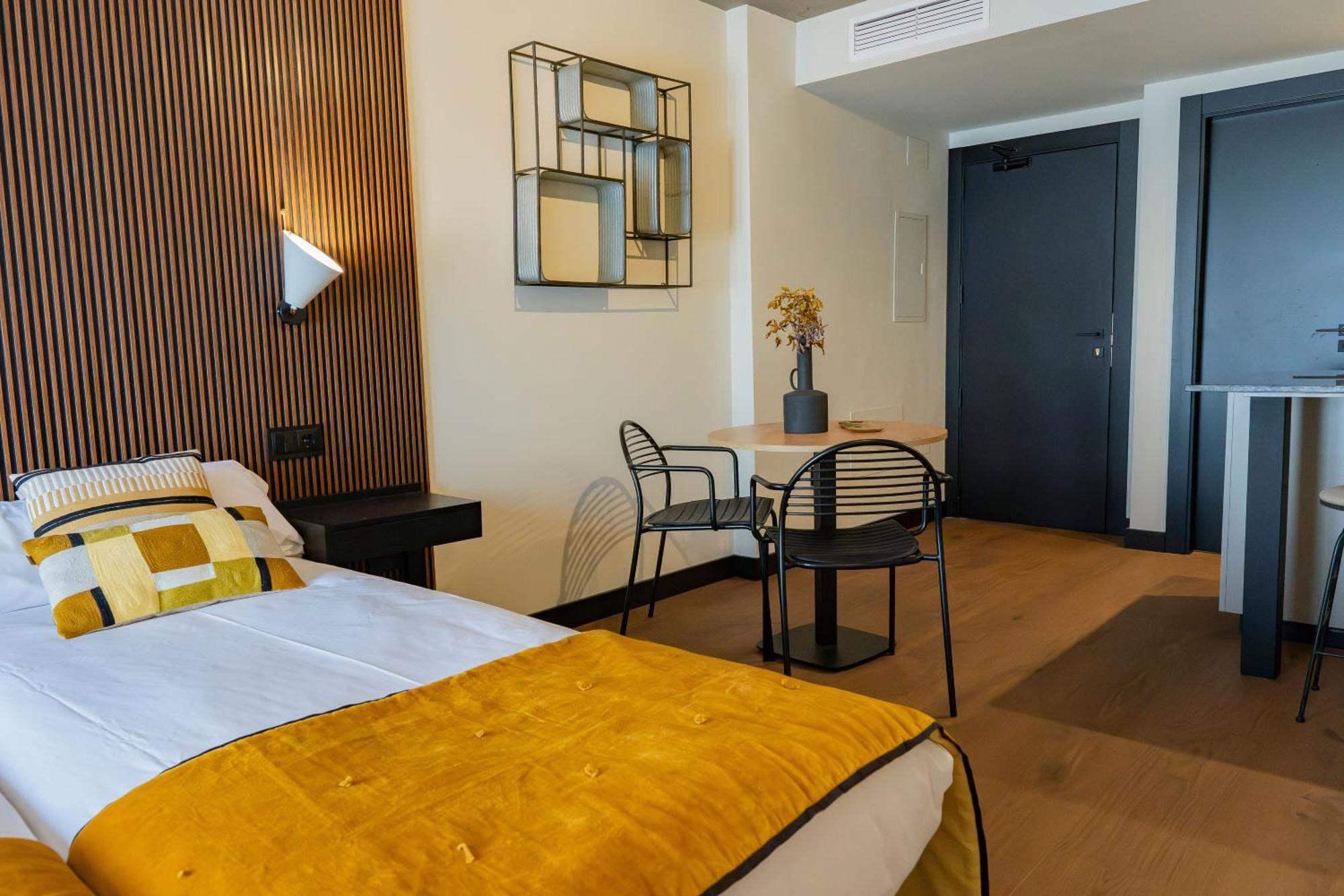 Bubu - Apartamentos En El Centro Málaga Exteriör bild