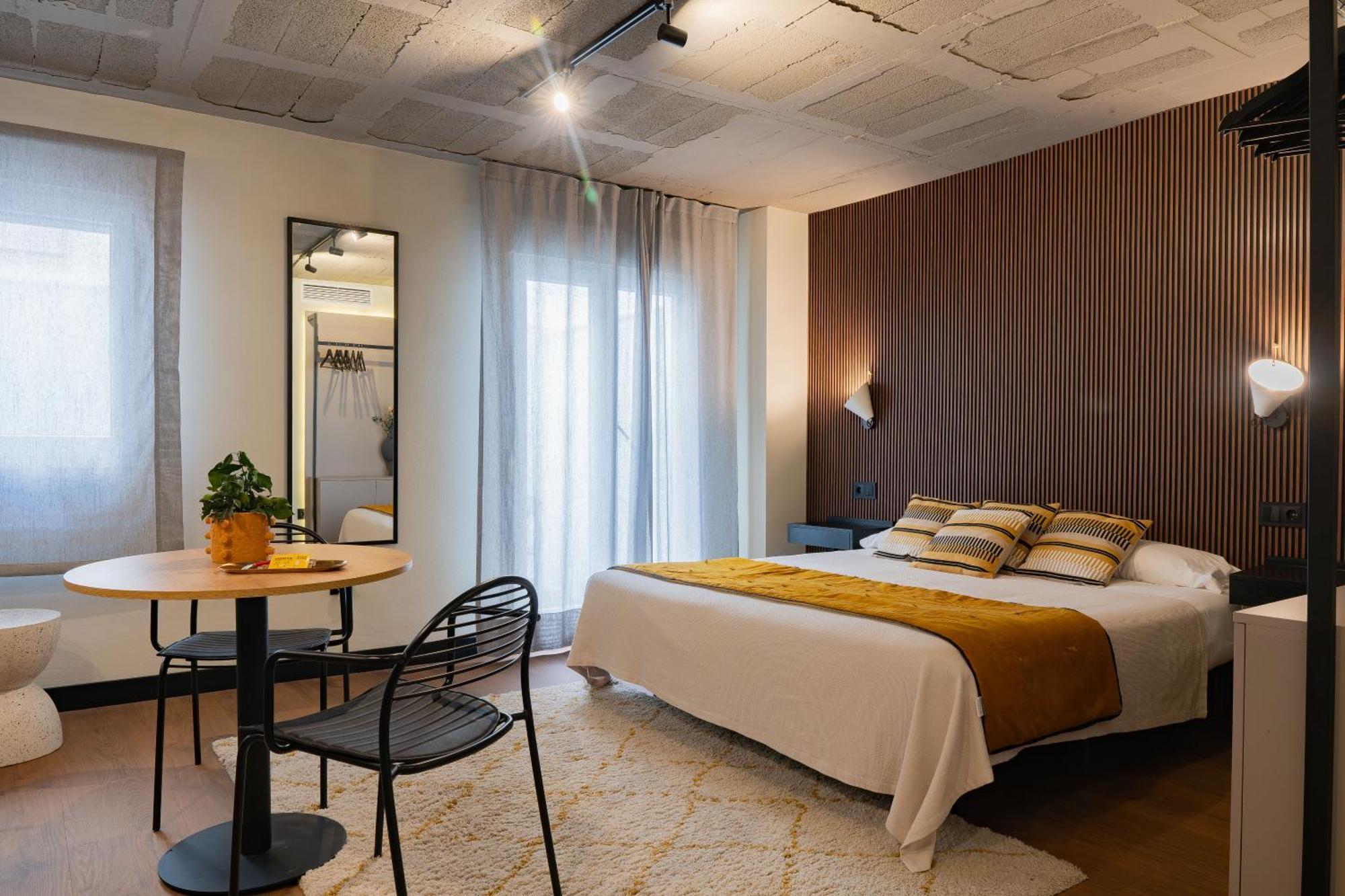 Bubu - Apartamentos En El Centro Málaga Exteriör bild